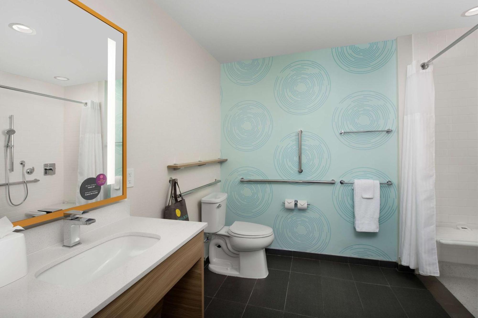 Tru By Hilton Miami West Brickell Hotel Bagian luar foto