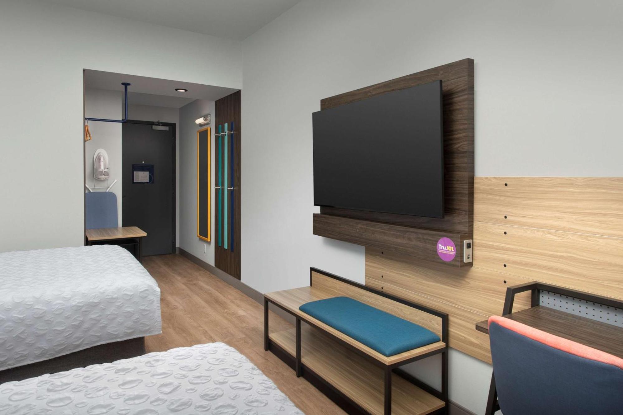 Tru By Hilton Miami West Brickell Hotel Bagian luar foto