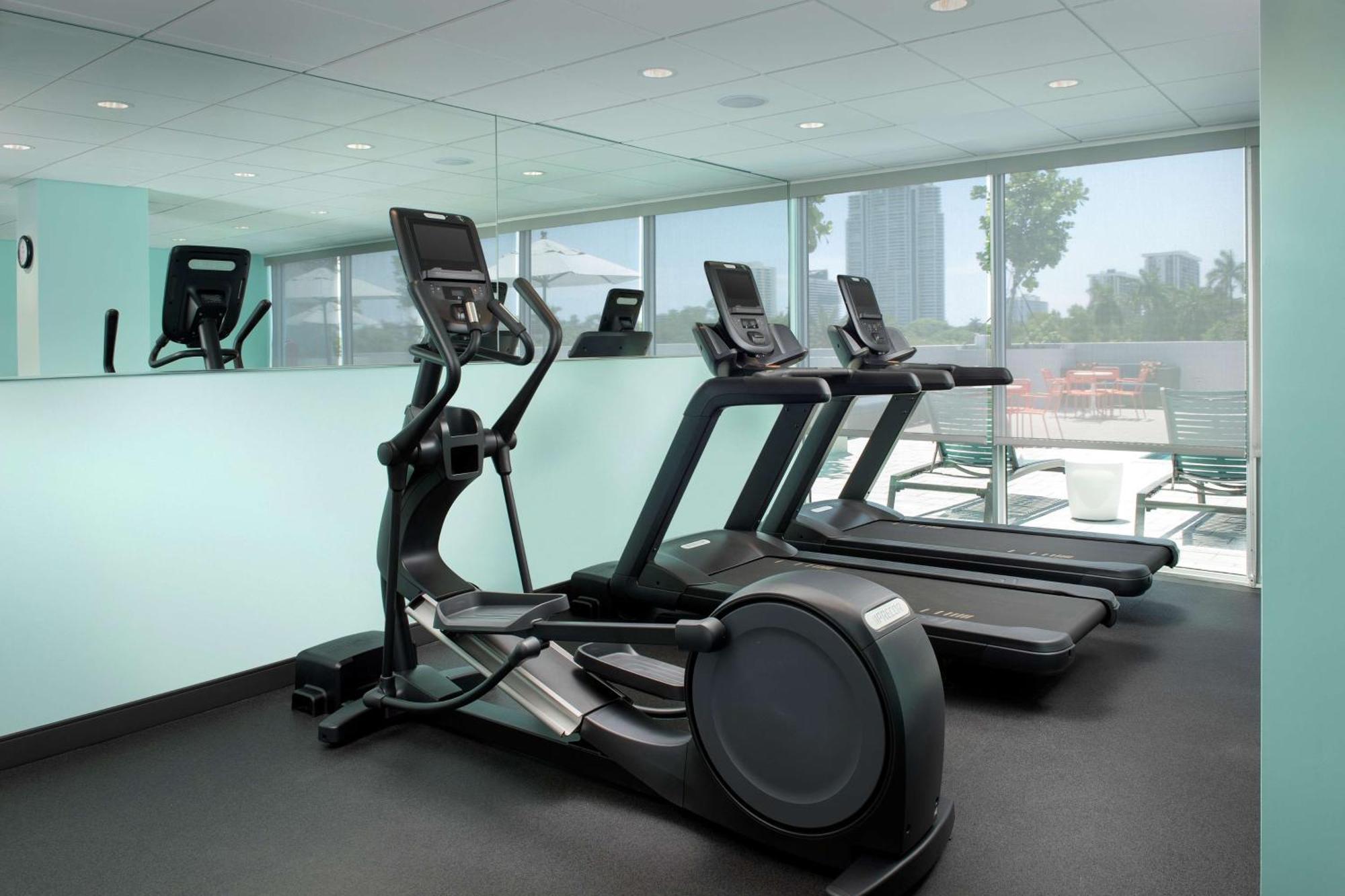 Tru By Hilton Miami West Brickell Hotel Bagian luar foto