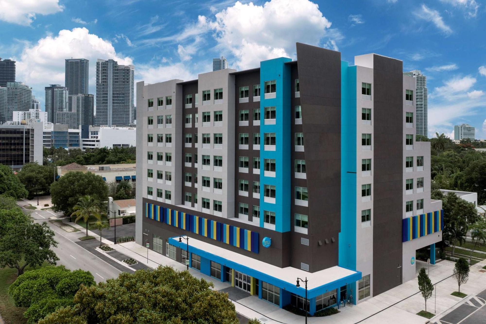 Tru By Hilton Miami West Brickell Hotel Bagian luar foto