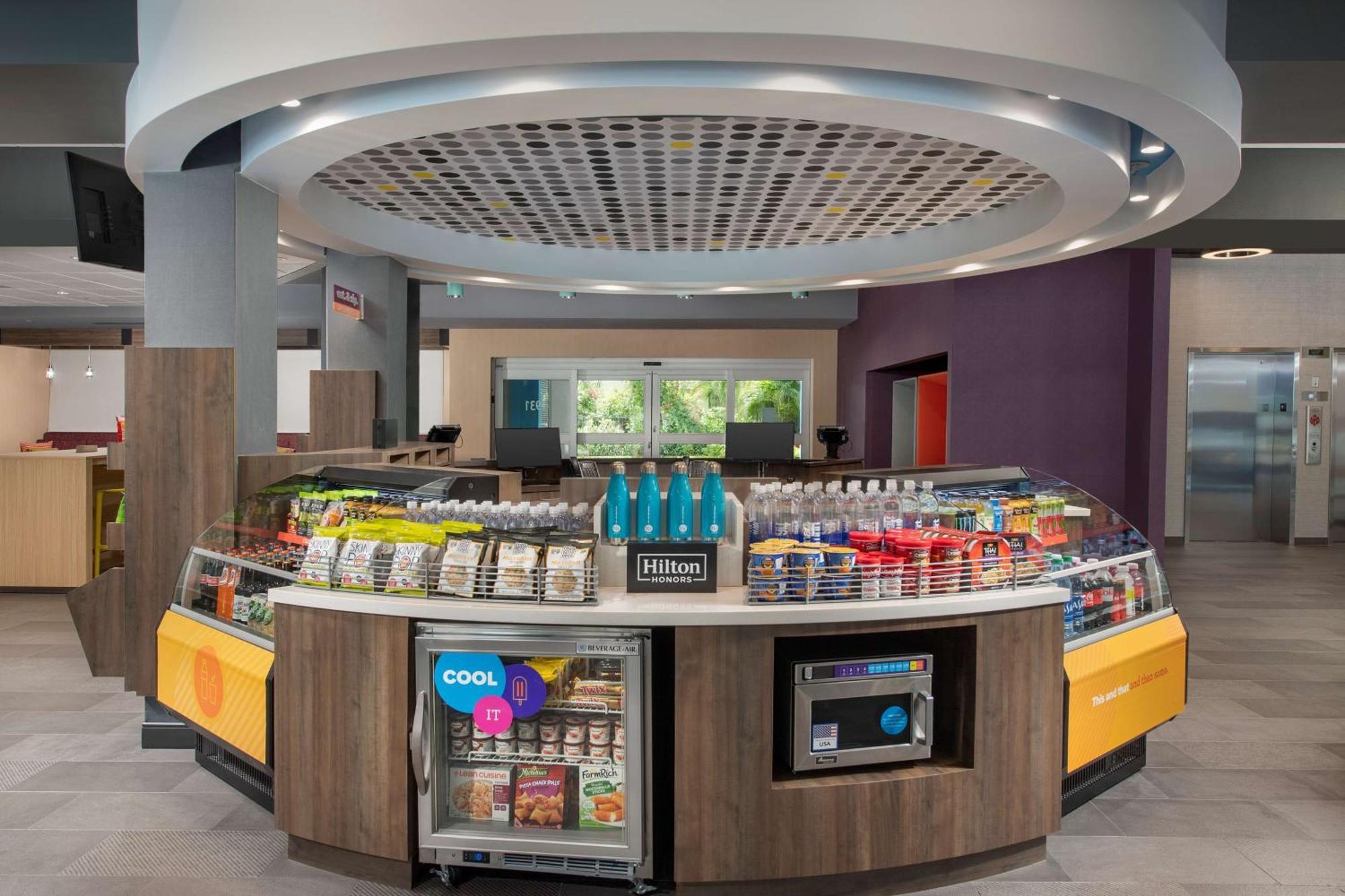 Tru By Hilton Miami West Brickell Hotel Bagian luar foto